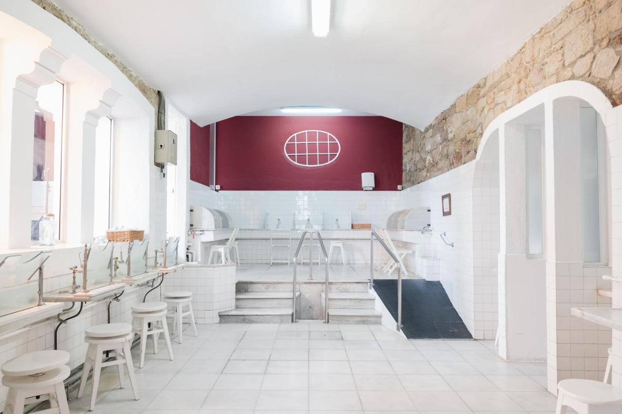 Balneario Hotel Davila 卡尔达斯·德·雷斯 外观 照片